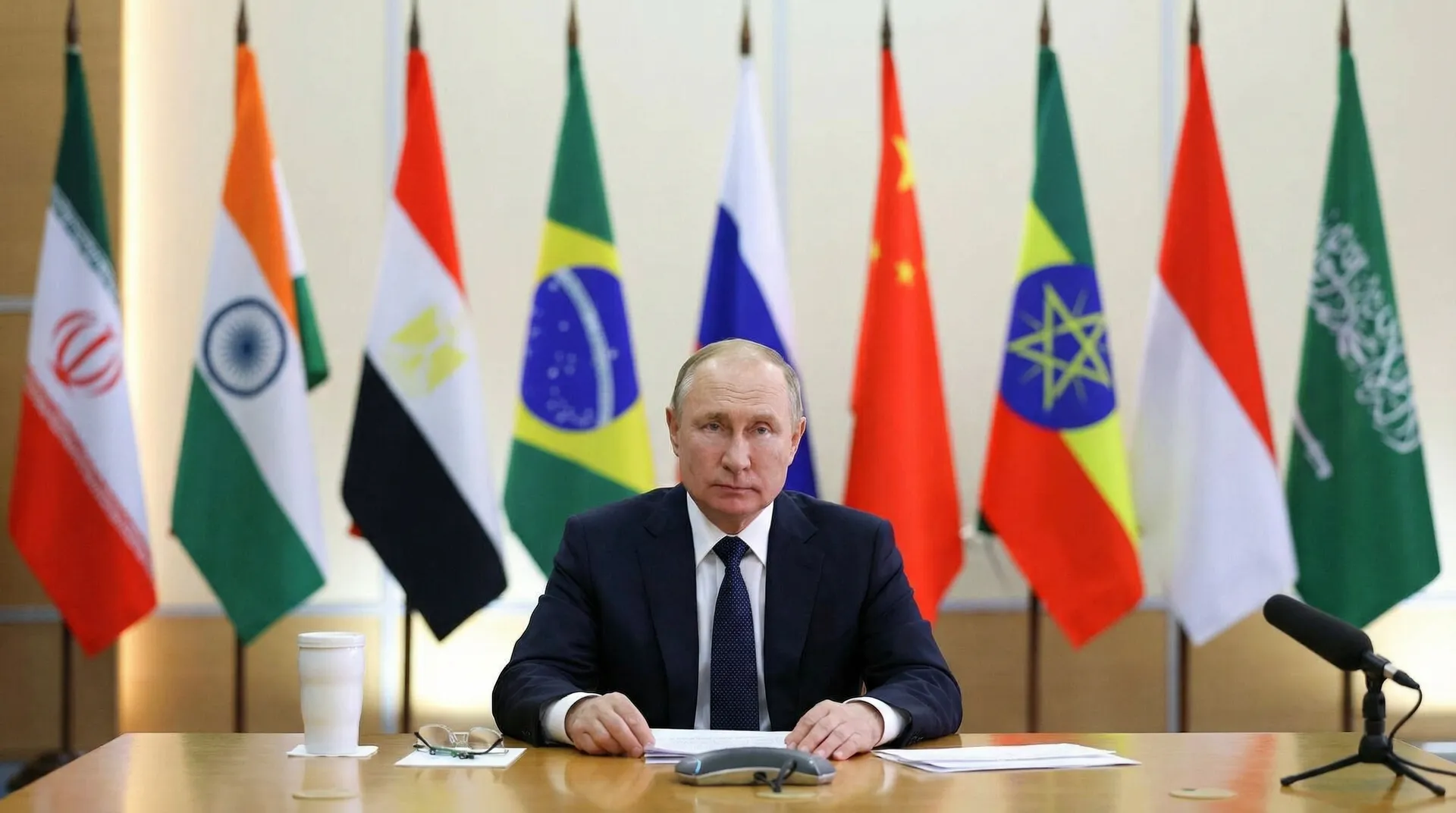 Putin aliunda Kamati YA Biashara YA Kitaifa YA BRICS: itaongozwa Na Oreshkin.